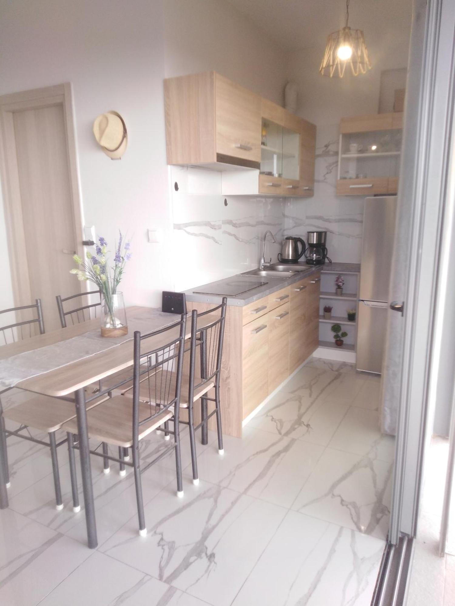 Ocean View Apartment Ratzaklíon Eksteriør bilde